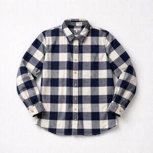 L.L BEAN Plaid Flannel Button down shirt